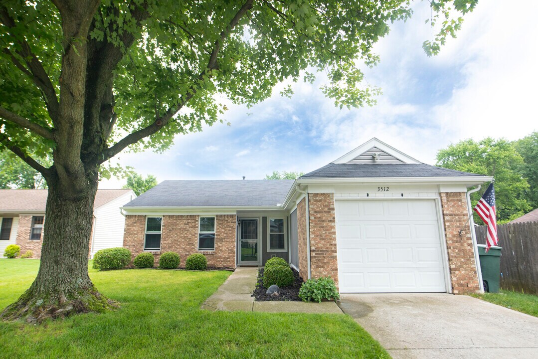 3512 Brinkton Dr in Columbus, OH - Building Photo