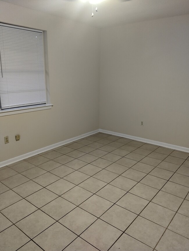 304 Cherry St in Metairie, LA - Foto de edificio - Building Photo
