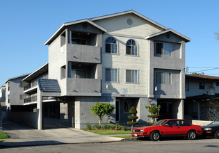 4062 W 129th St in Hawthorne, CA - Building Photo - Building Photo