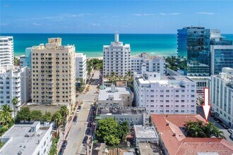215 30th St in Miami Beach, FL - Building Photo - Building Photo