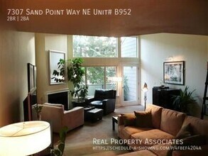 7307 Sand Point Way NE in Seattle, WA - Building Photo - Building Photo