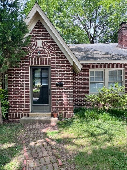 401 North St in Chapel Hill, NC - Building Photo