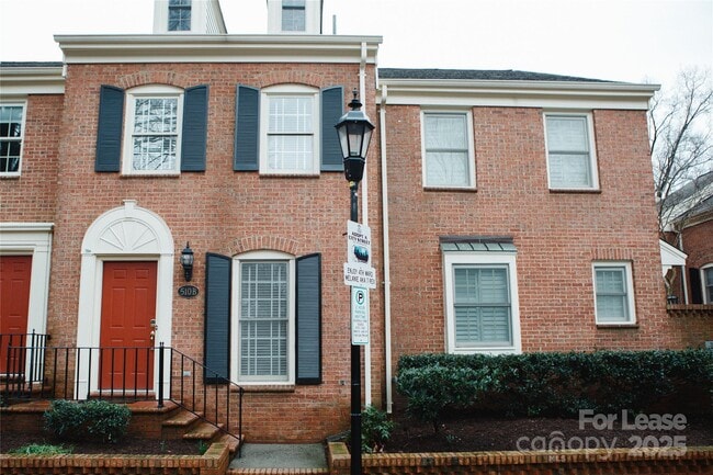 property at 510 N Poplar St