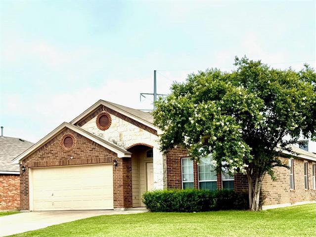 7008 Seton Hall Dr in Fort Worth, TX - Building Photo
