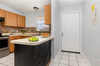 588 Imperial Pl in Poinciana, FL - Building Photo - Building Photo