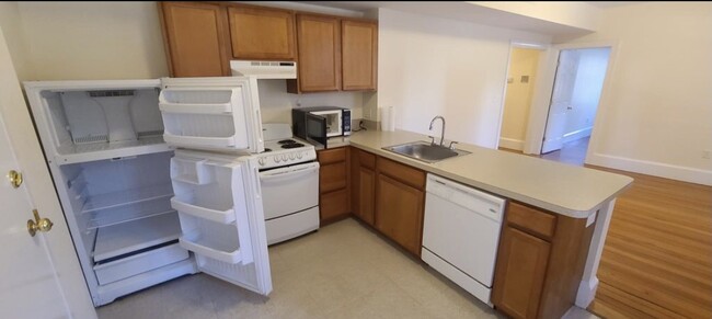property at 881 Massachusetts Ave