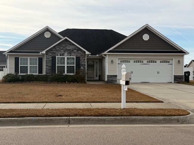 249 Copper Creek Dr in Winterville, NC - Building Photo - Building Photo