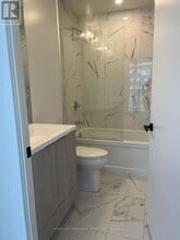 8 Interchange Wy in Vaughan, ON - Building Photo - Building Photo