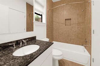 4202 Spencer St in Houston, TX - Building Photo - Building Photo