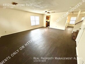 6912 Flatstone Pass in Converse, TX - Building Photo - Building Photo