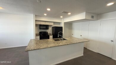 101 3 N Trevino Rd in Santa Teresa, NM - Building Photo - Building Photo