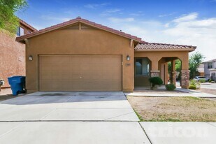 7107 W St Catherine Ave in Phoenix, AZ - Building Photo