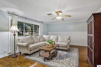 1110 Hilton St in Monroe, LA - Foto de edificio - Building Photo