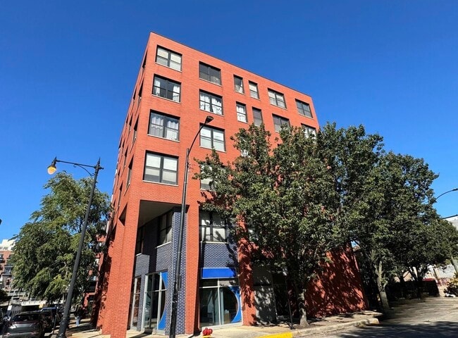 property at 1601 S Halsted St