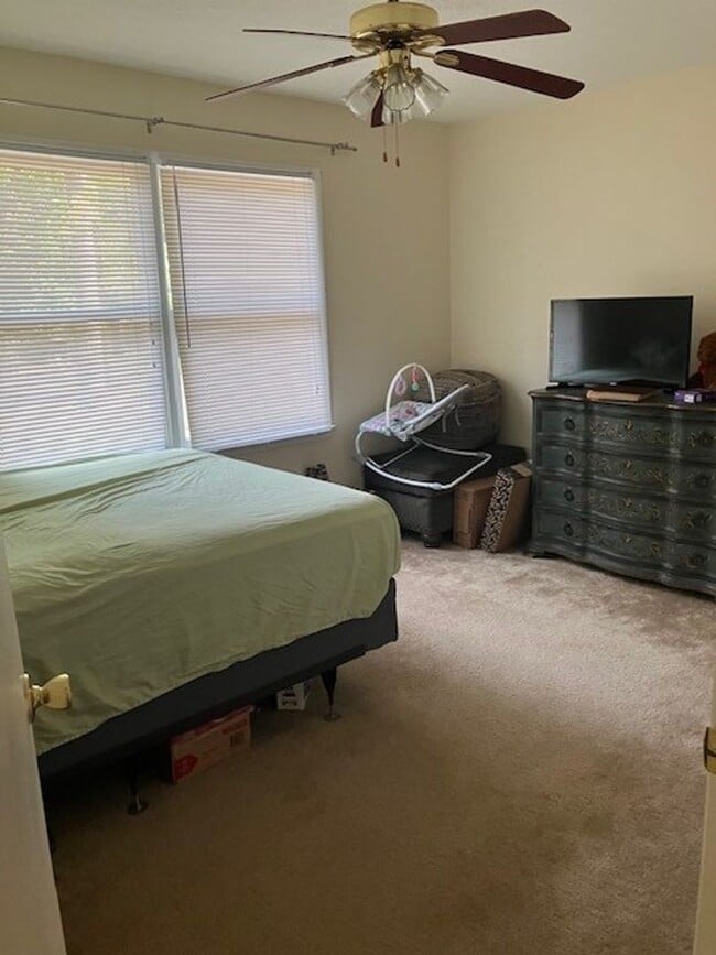 781 Dry Creek Ct in Lusby, MD - Building Photo - Building Photo