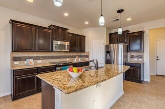 10108 Wading Pool Path in Austin, TX - Building Photo - Building Photo