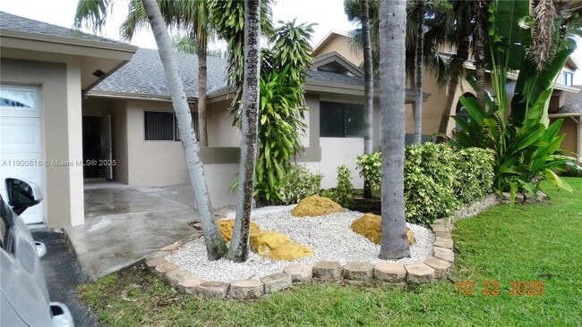 property at 219 SE 8th St