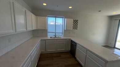 120 23rd St in Costa Mesa, CA - Building Photo - Building Photo
