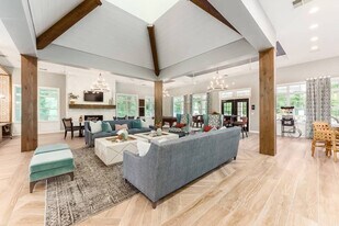 ALBANY LANDINGS in Westerville, OH - Building Photo