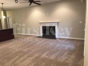 1088 Fairbank Ln in Chelsea, AL - Building Photo - Building Photo