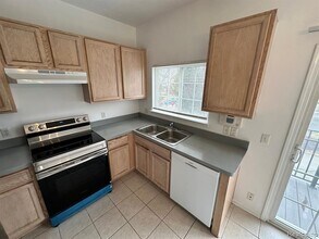 44628 Gwinnett Loop in Novi, MI - Building Photo - Building Photo