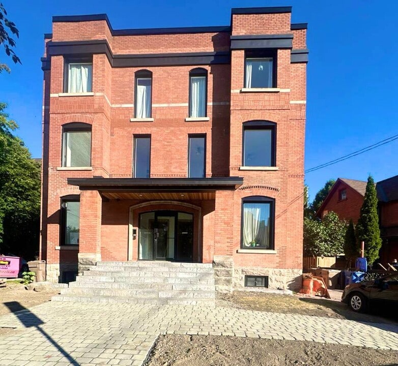 53 Maclaren St in Ottawa, ON - Building Photo