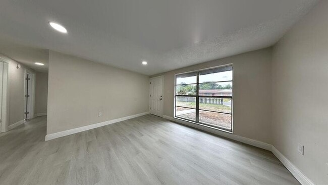 3011 N 43rd St in Tampa, FL - Building Photo - Building Photo