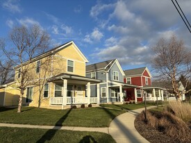 3021 W Lake Ave in Peoria, IL - Foto de edificio - Building Photo