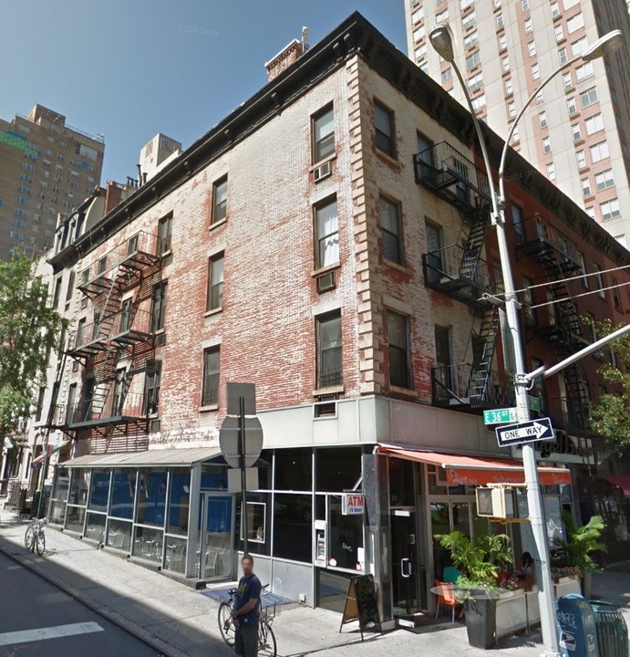 542 3rd Ave in New York, NY - Building Photo