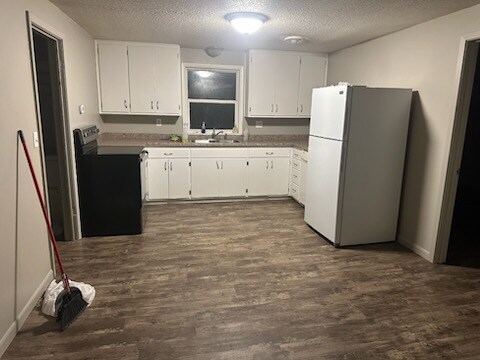 220 W 6th Ave in Milbank, SD - Foto de edificio