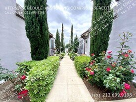 444 1/2 N Lake St in Los Angeles, CA - Building Photo