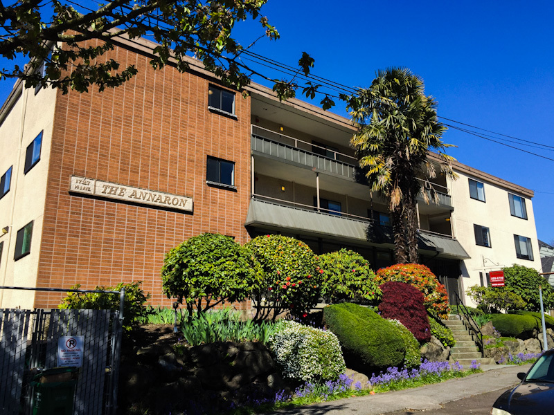 Annaron in Seattle, WA - Building Photo