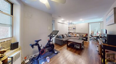 East 58th Street in New York, NY - Building Photo - Building Photo