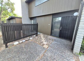 5701 E Glenn St in Tucson, AZ - Building Photo