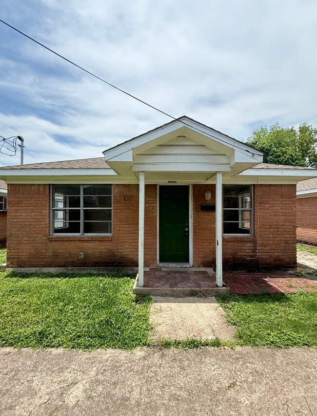 property at 1311 Malvern St