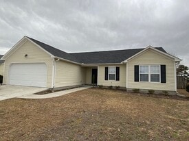 6958 Newbury Way in Wilmington, NC - Building Photo