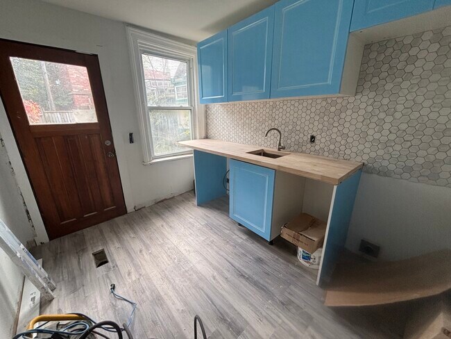 457 Queen St E in Toronto, ON - Building Photo - Building Photo