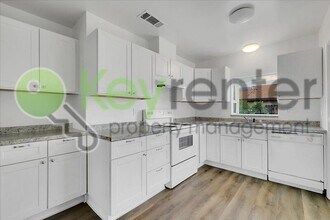 3540 Grant Park Dr in Carmichael, CA - Building Photo - Building Photo