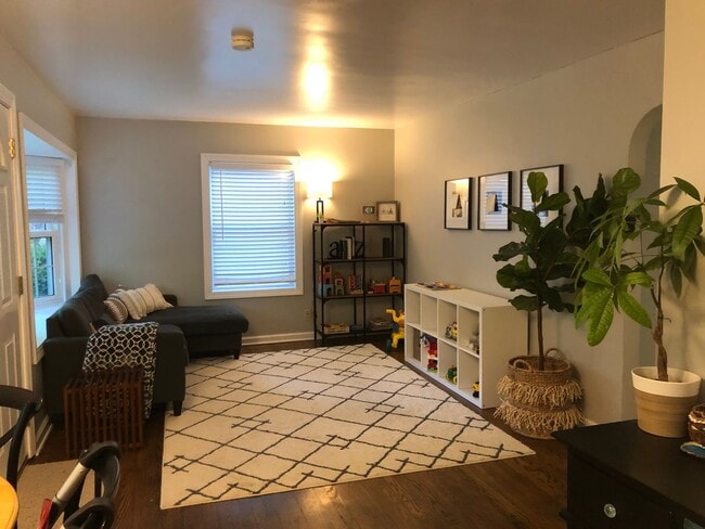 5116 Reeds Rd in Mission, KS - Building Photo - Building Photo