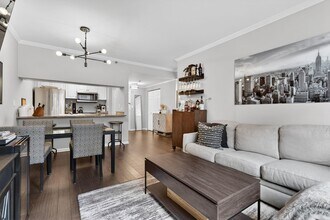 2 Constitution Ct in Hoboken, NJ - Building Photo - Building Photo