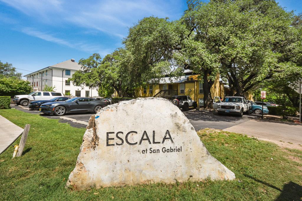 1000 W 26th St in Austin, TX - Building Photo