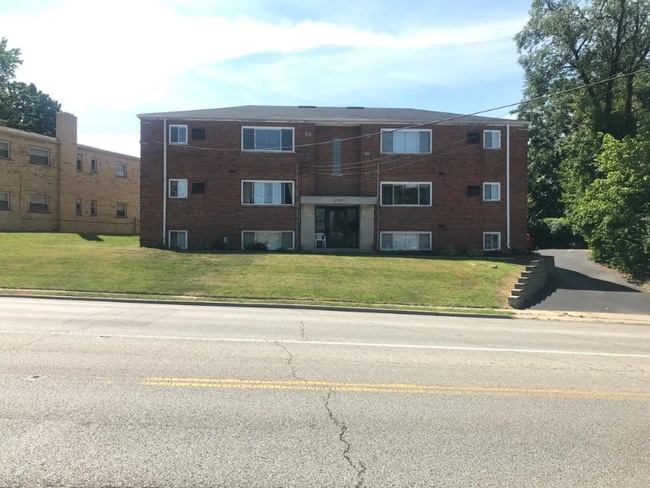 4801 Madison Rd