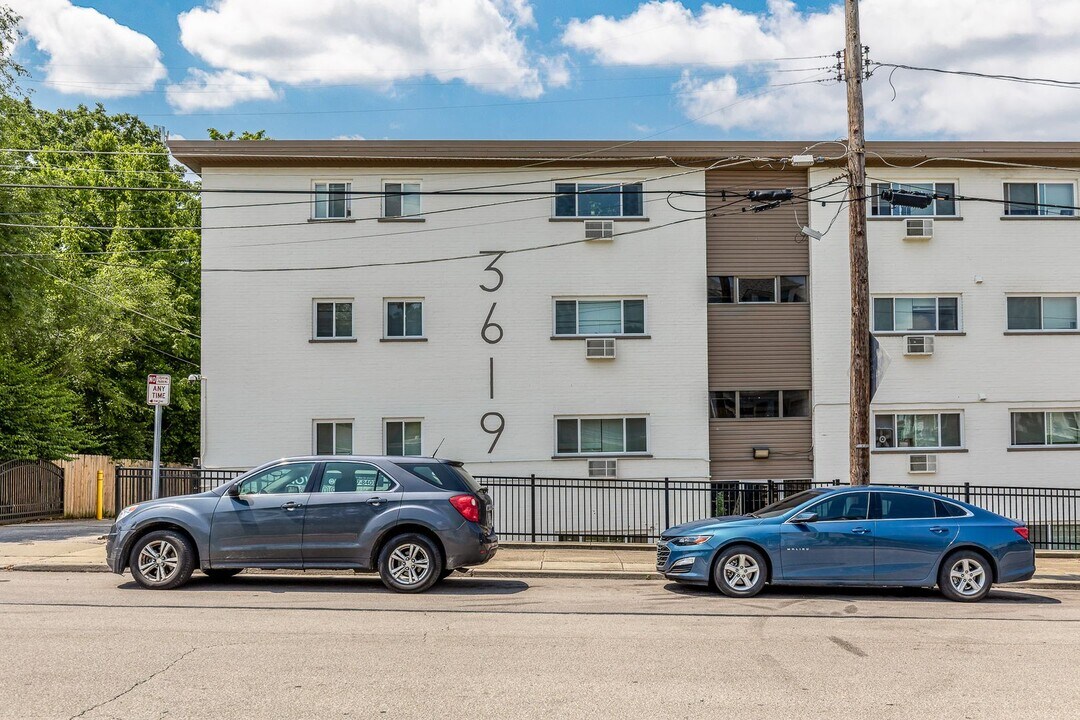 3623 Clarion Avenue in Cincinnati, OH - Foto de edificio