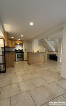 12 Follen St, Unit TH in Boston, MA - Building Photo - Building Photo