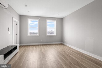 5230 Walnut St in Philadelphia, PA - Building Photo - Building Photo