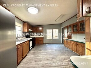 5268 Montana Cir NW in Concord, NC - Building Photo - Building Photo