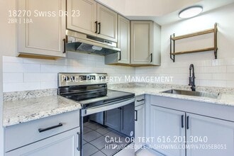 18270 Swiss Dr in Spring Lake, MI - Building Photo - Building Photo