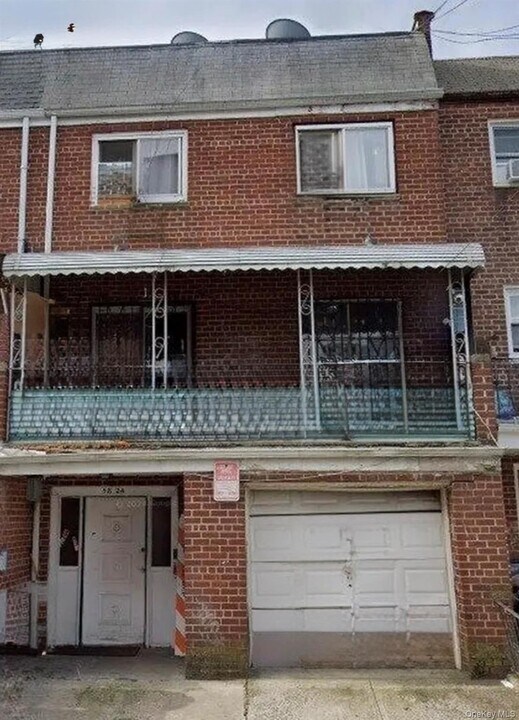 58-24 Granger St in Queens, NY - Building Photo