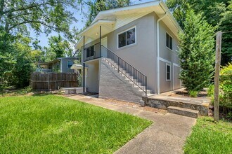 2208 Escambia Dr in Tallahassee, FL - Building Photo - Building Photo