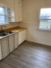 605 W Mishawaka Rd in Elkhart, IN - Building Photo - Building Photo